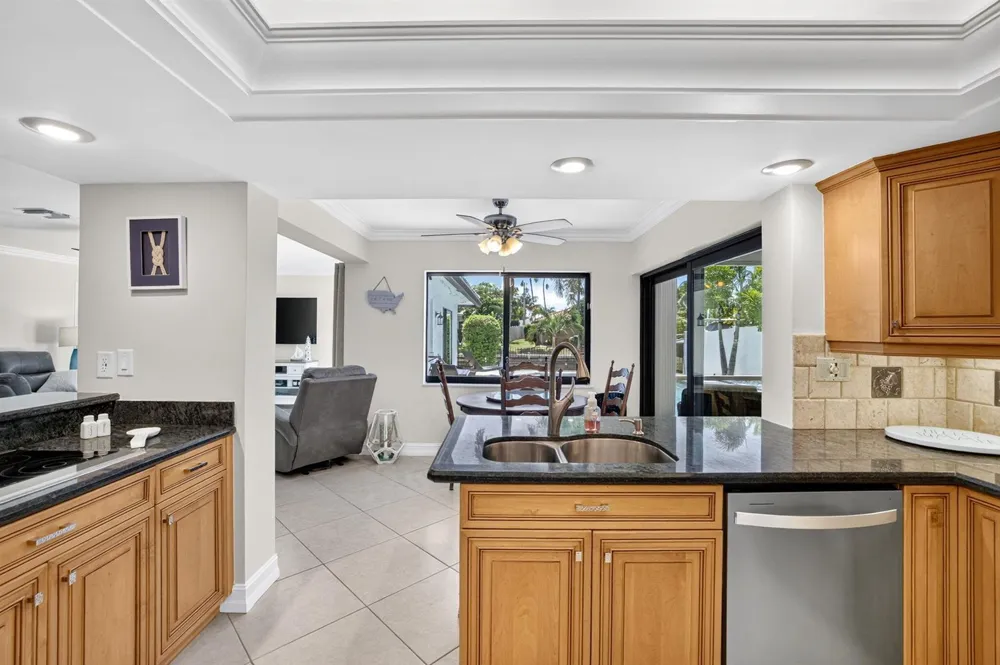 5570 NE 26th Avenue Fort Lauderdale, FL 33308