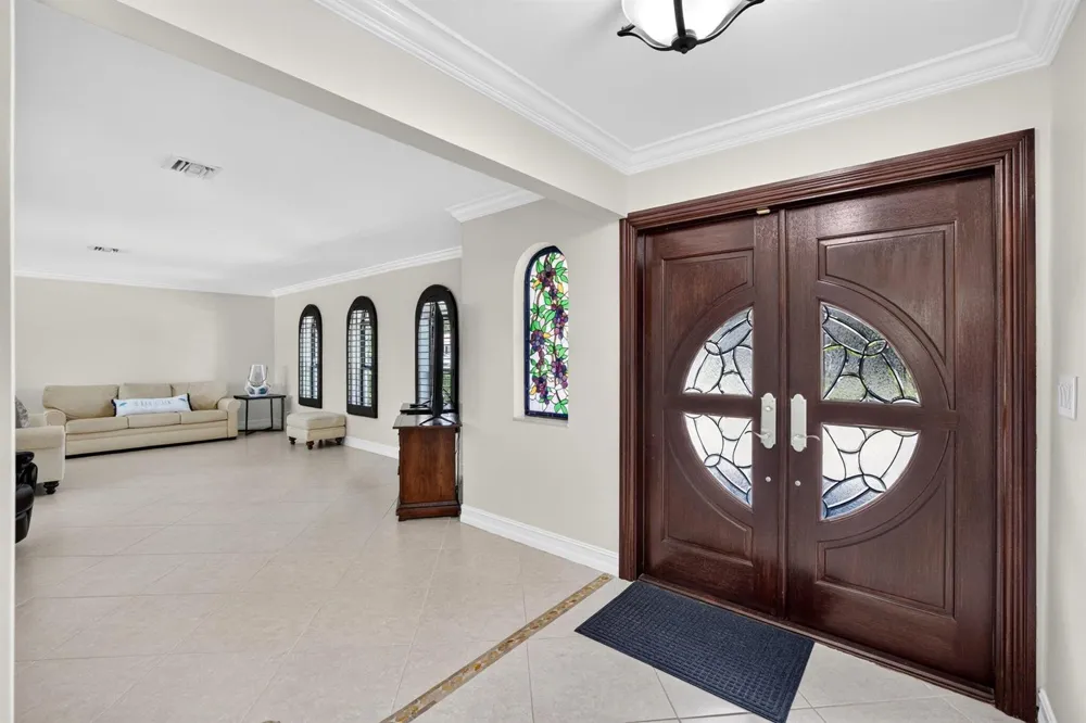 5570 NE 26th Avenue Fort Lauderdale, FL 33308
