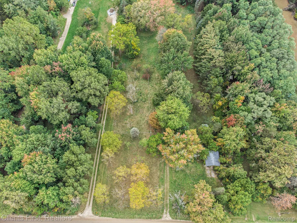7655 KOPPERNICK ROAD Canton Charter Township, MI 48187