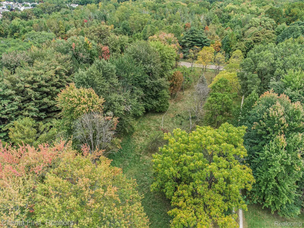 7655 KOPPERNICK ROAD Canton Charter Township, MI 48187