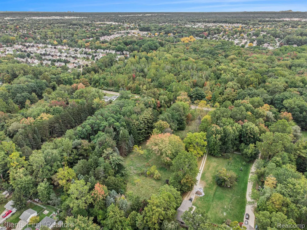 7655 KOPPERNICK ROAD Canton Charter Township, MI 48187