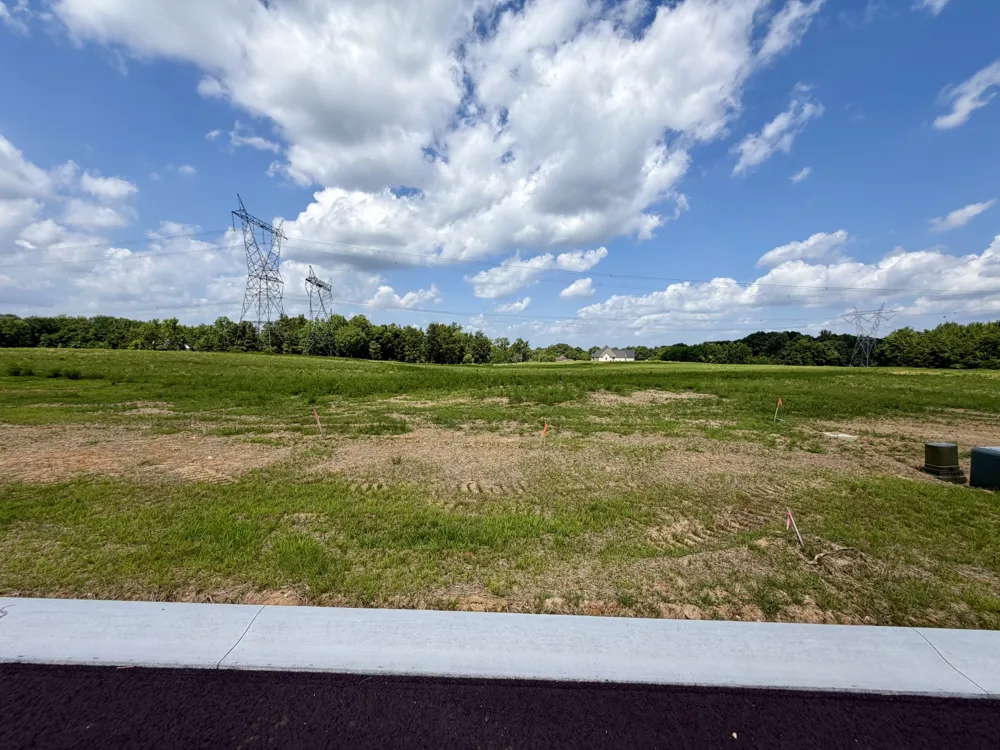 9 Fawn Meadows Clarksville, TN 37043