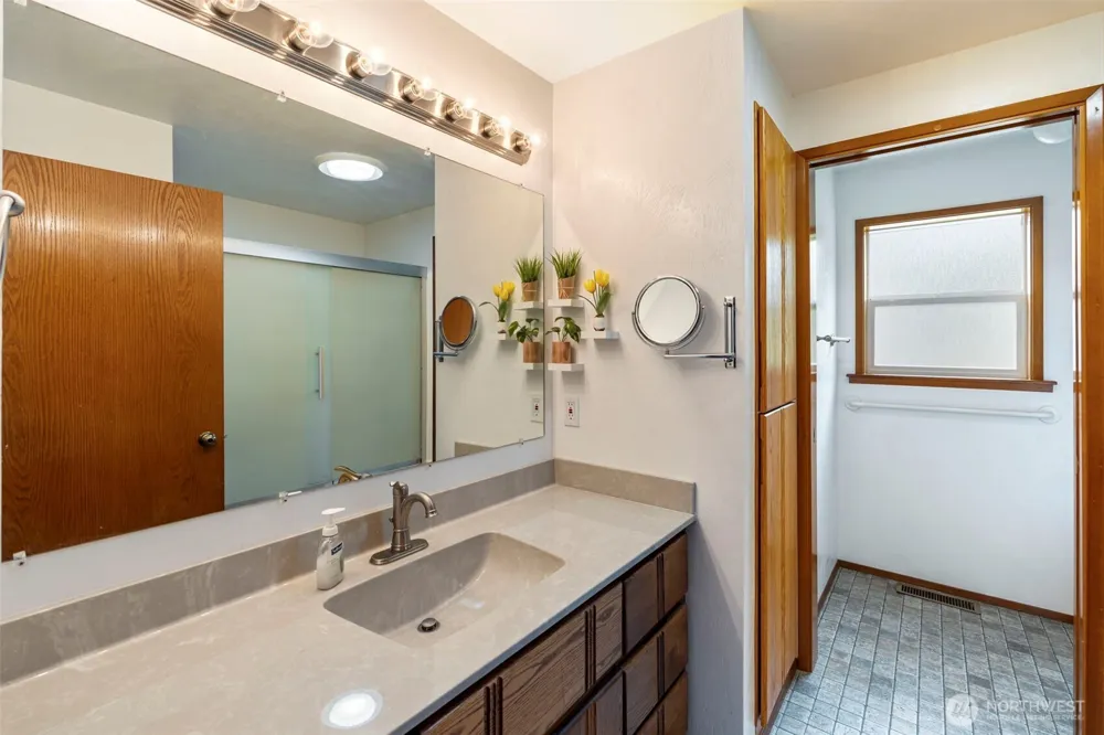 136 Kray Road Chehalis, WA 98532