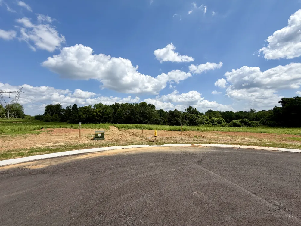 11 Fawn Meadows Clarksville, TN 37043