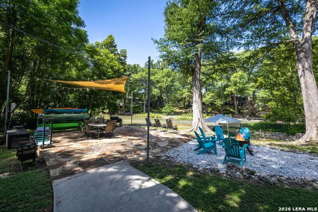 1185 GRUENE RD New Braunfels, TX 78130