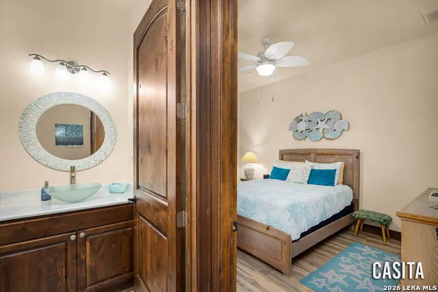 1185 GRUENE RD New Braunfels, TX 78130