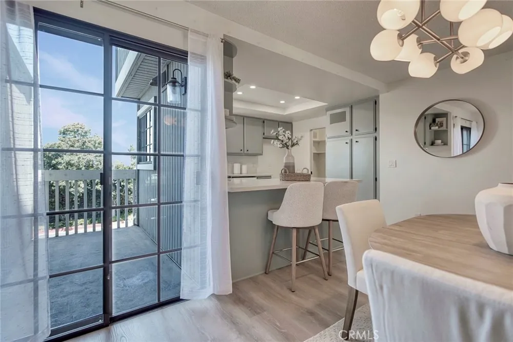 4478 Shorebird Dr. #10 Huntington Beach, CA 92649