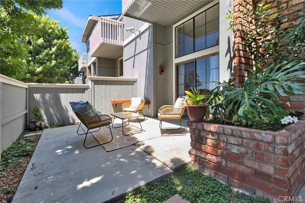 4478 Shorebird Dr. #10 Huntington Beach, CA 92649