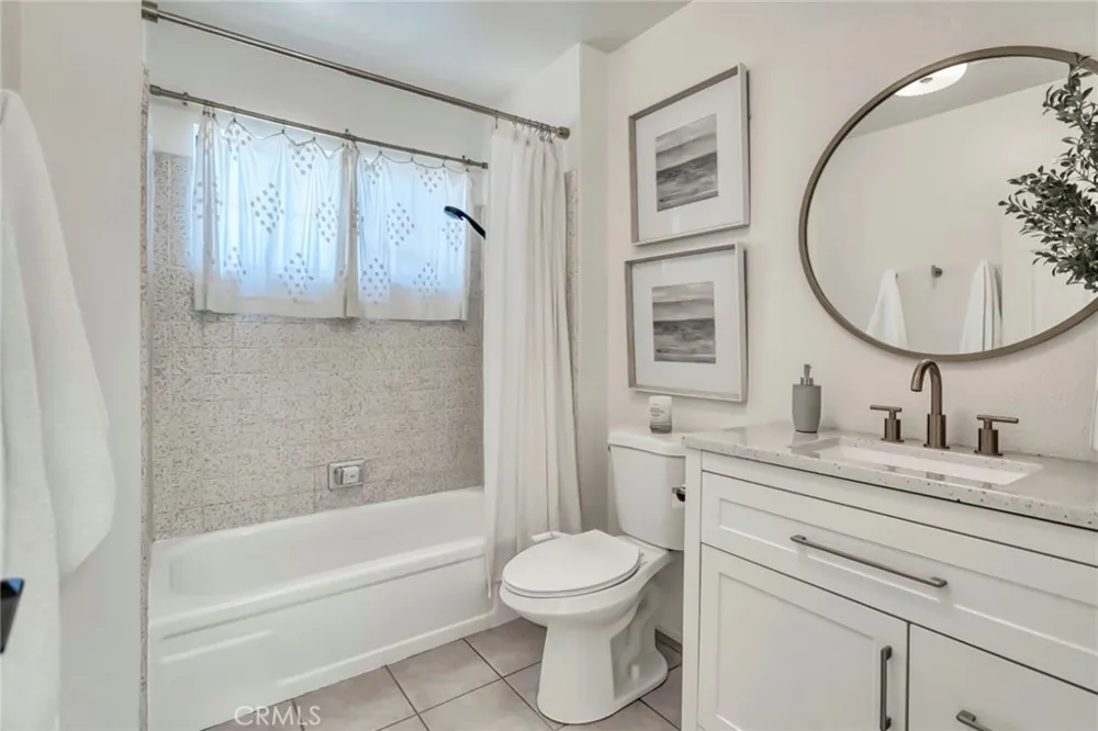 4478 Shorebird Dr. #10 Huntington Beach, CA 92649