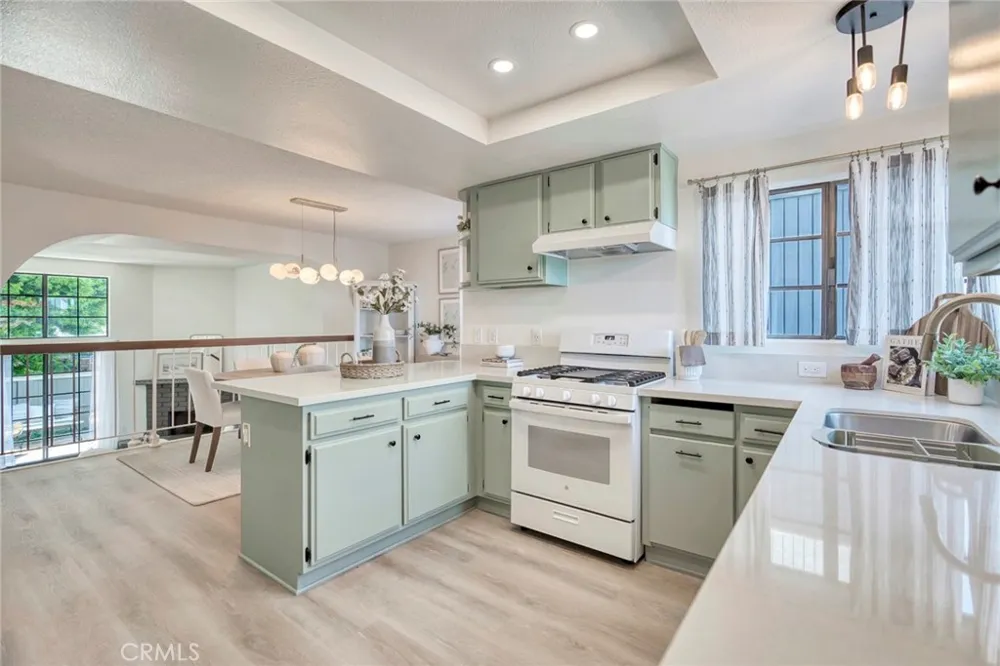 4478 Shorebird Dr. #10 Huntington Beach, CA 92649