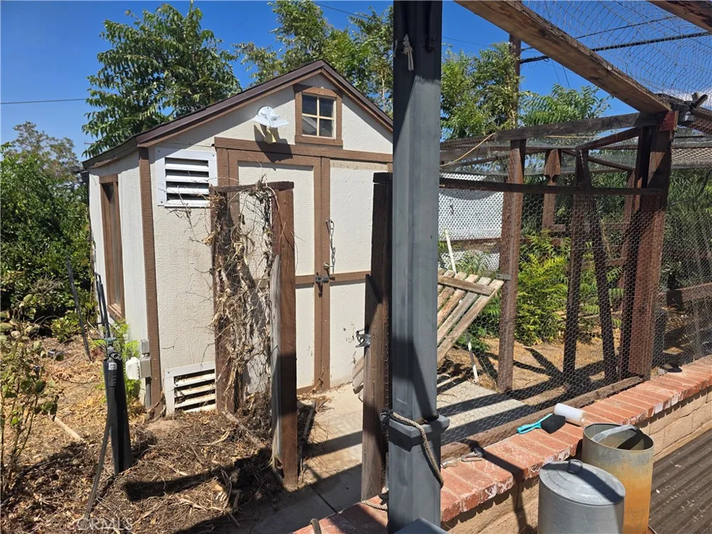 11353 Shahaptain Hesperia, CA 92345