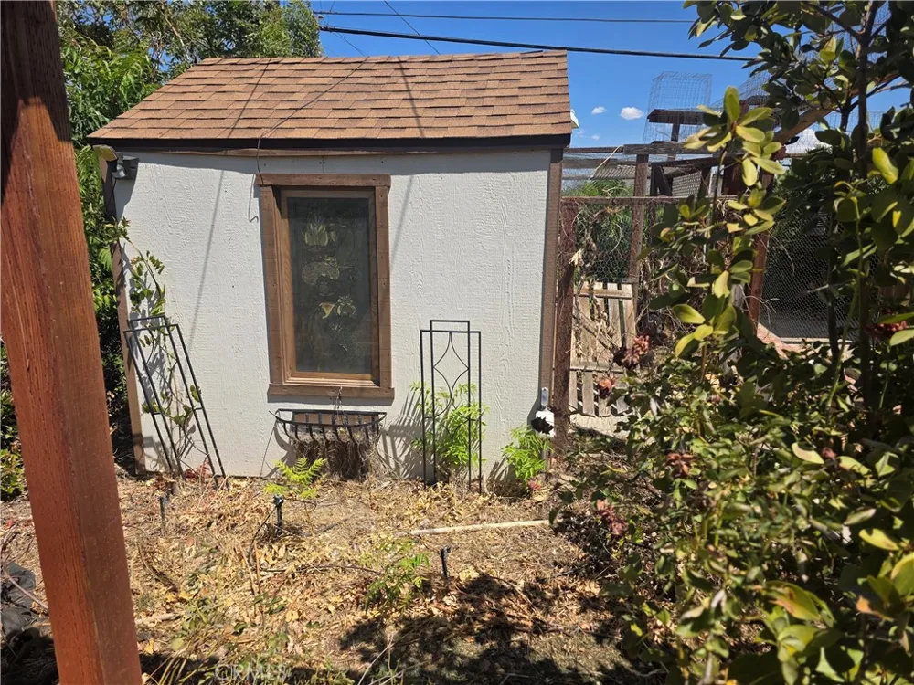 11353 Shahaptain Hesperia, CA 92345