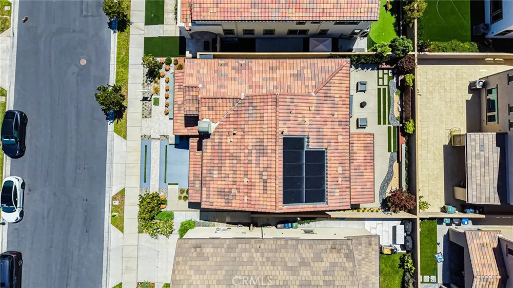 9794 Skylar Fountain Valley, CA 92708
