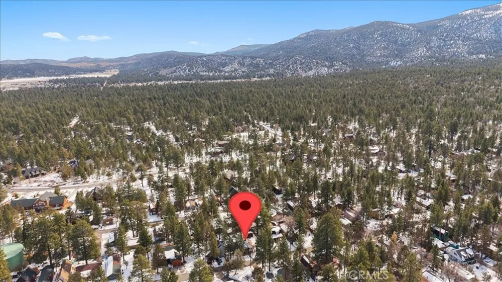 573 Spruce Sugarloaf, CA 92386