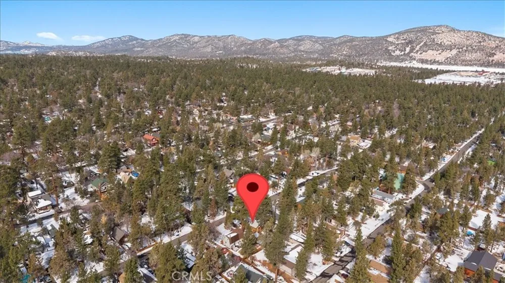 573 Spruce Sugarloaf, CA 92386