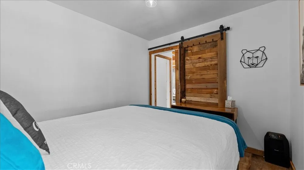 573 Spruce Sugarloaf, CA 92386