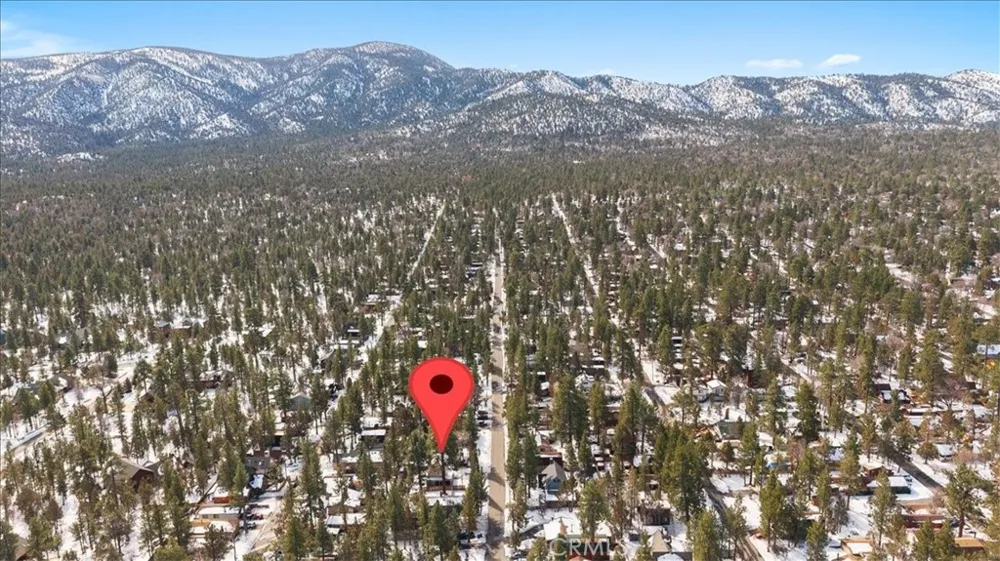 573 Spruce Sugarloaf, CA 92386