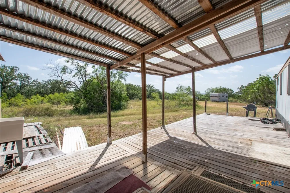 728 CR 1756 Bend, TX 76824