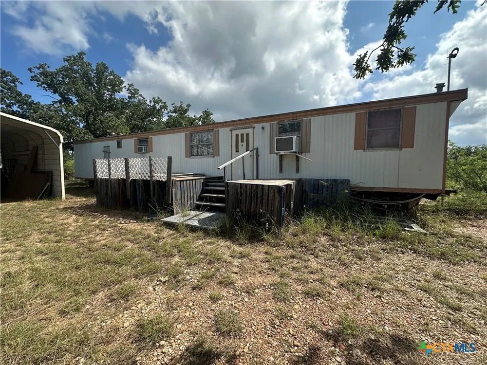 728 CR 1756 Bend, TX 76824