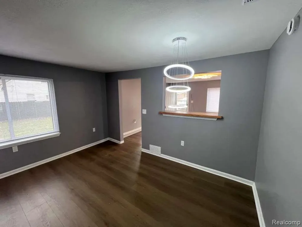 15163 Beech Daly Road Taylor, MI 48180