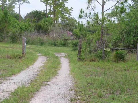 18496 Glades Cut Off Road
