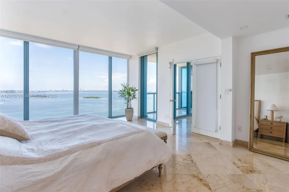 601 NE 36th St #3112 Miami, FL 33137