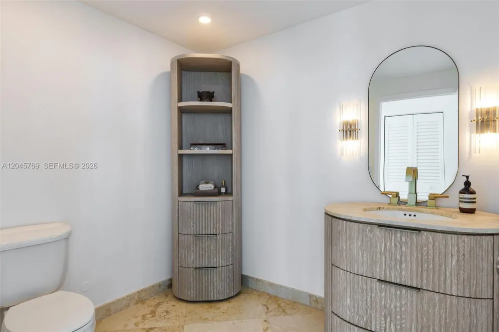 601 NE 36th St #3112 Miami, FL 33137
