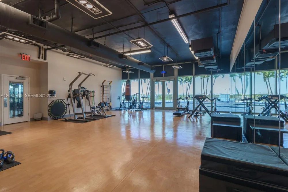 601 NE 36th St #3112 Miami, FL 33137