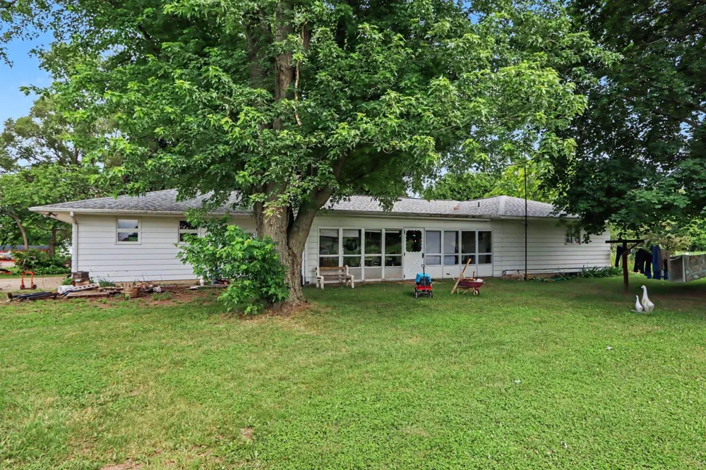12090 M 40 Bloomingdale Township, MI 49055