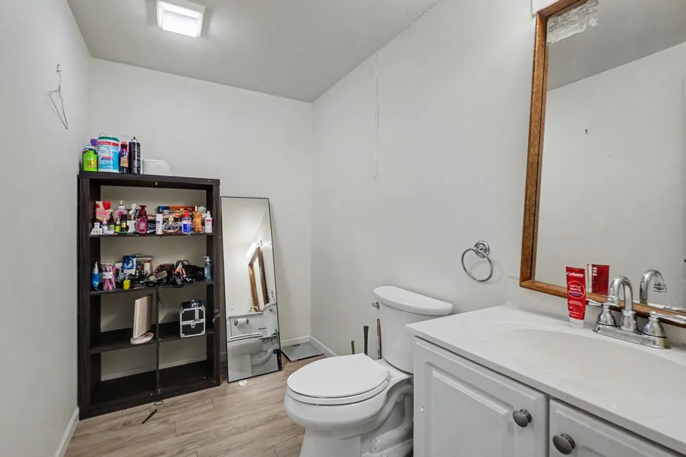 678 Apache Drive Fremont City, MI 49412
