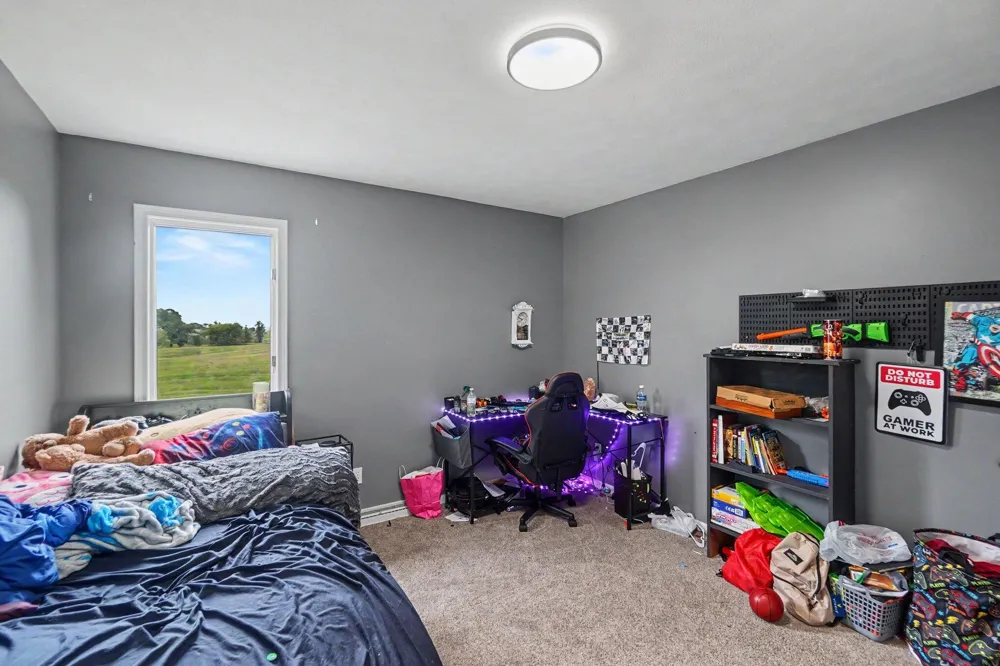 678 Apache Drive Fremont City, MI 49412