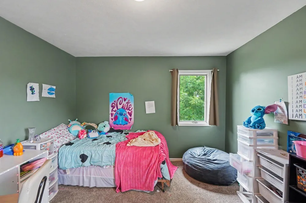 678 Apache Drive Fremont City, MI 49412