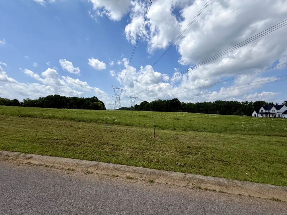 32 Fawn Meadows Clarksville, TN 37043