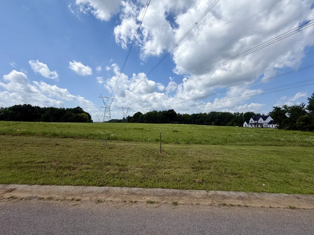 32 Fawn Meadows Clarksville, TN 37043
