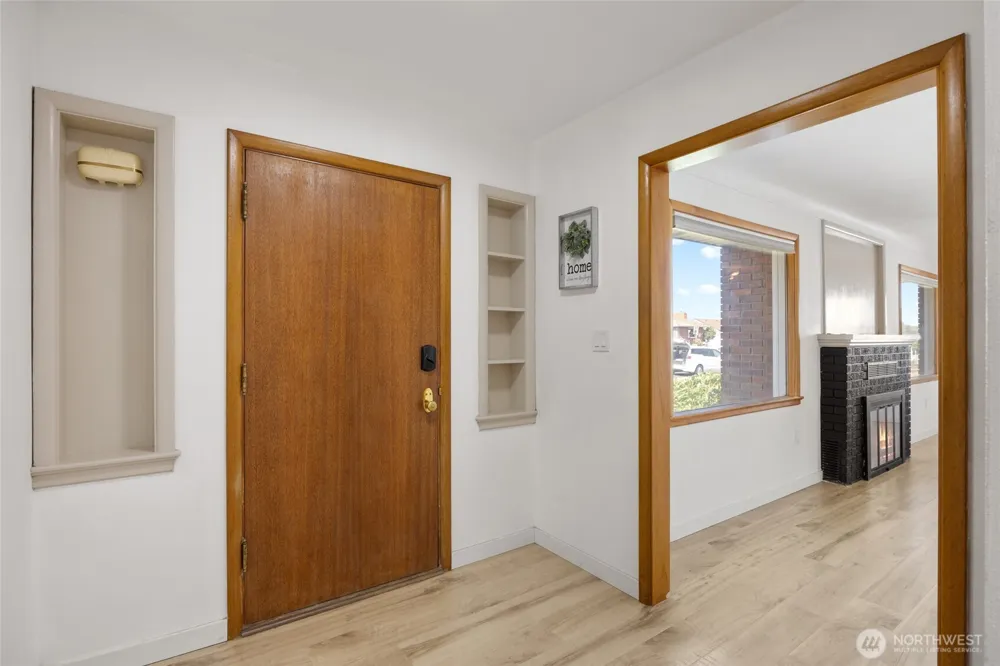 204 E 6th Street Lind, WA 99341