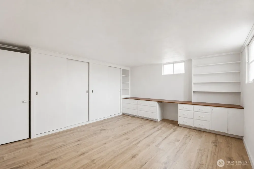204 E 6th Street Lind, WA 99341