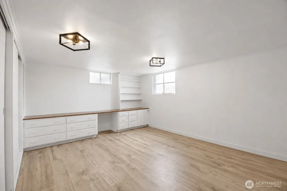 204 E 6th Street Lind, WA 99341