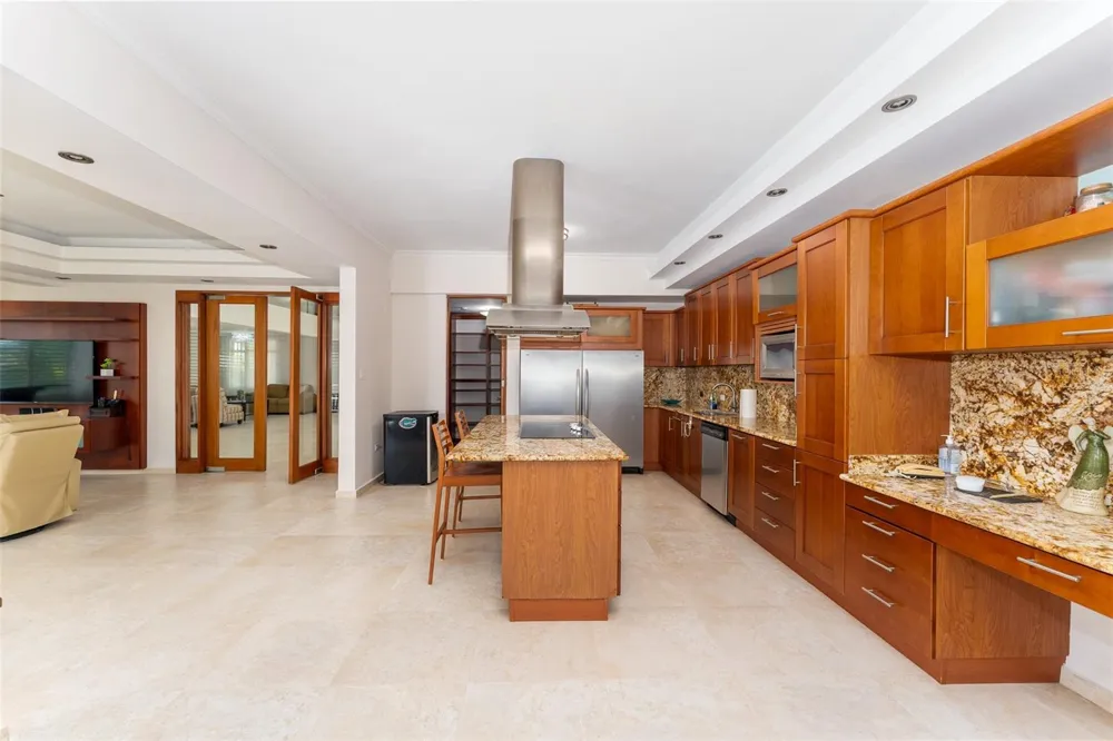 254 SABANERA Dorado, PR 00646