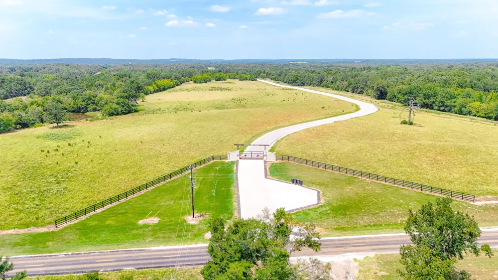 Fm 489 E Fairfield, TX 75840