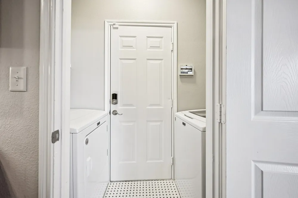 1049 Colonial Drive Coppell, TX 75019