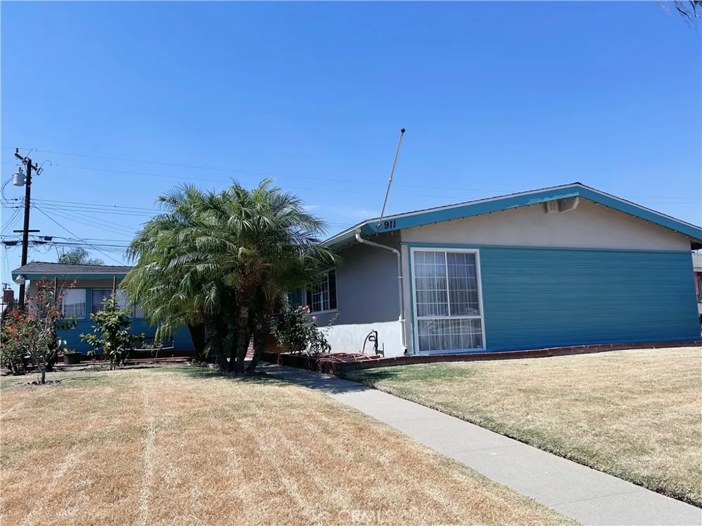 911 E La Verne Ave #1 Pomona, CA 91767