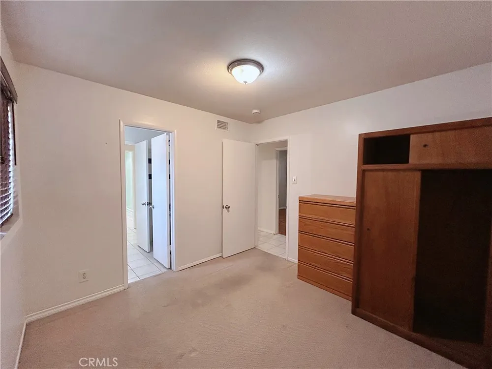 911 E La Verne Ave #1 Pomona, CA 91767