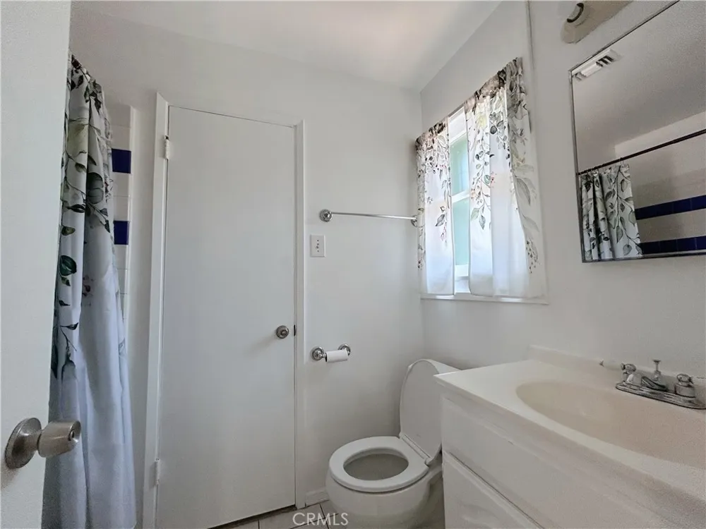 911 E La Verne Ave #1 Pomona, CA 91767