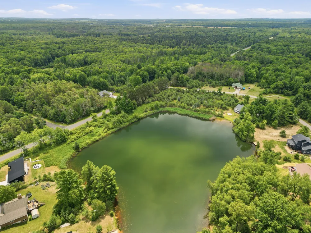 6152 Kilkenny Drive Canadian Lakes, MI 49346
