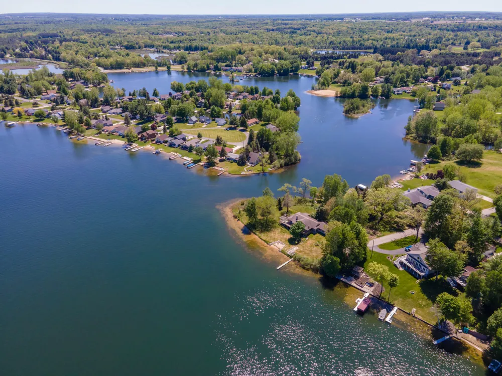 6152 Kilkenny Drive Canadian Lakes, MI 49346