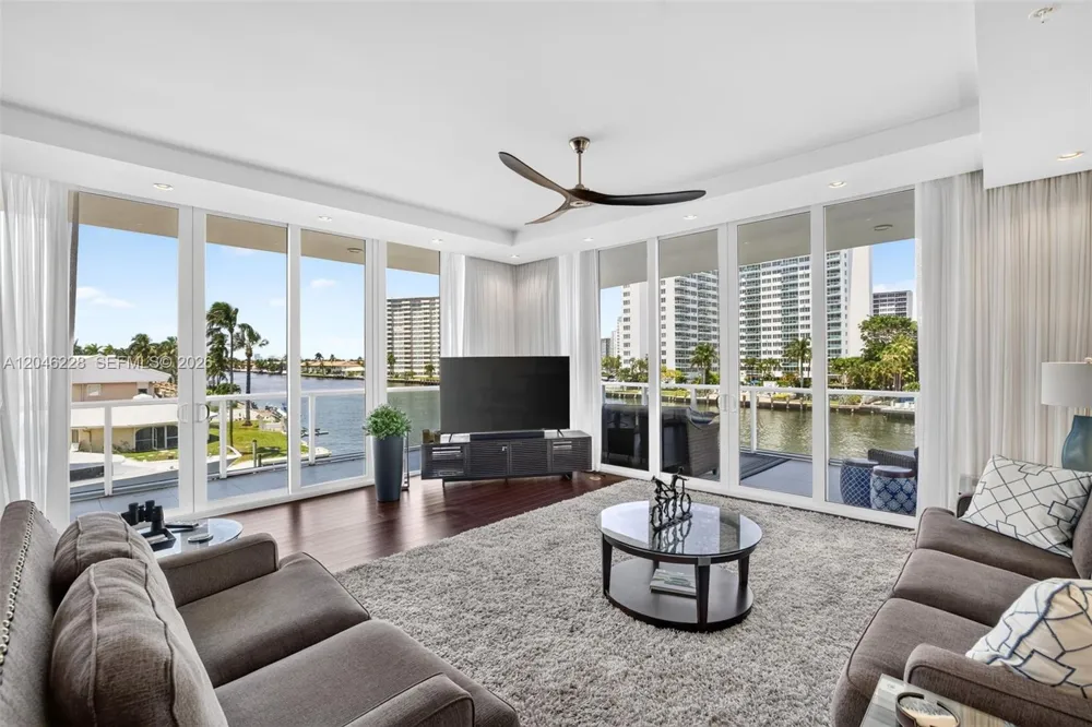 2895 NE 33rd Ct #3A Fort Lauderdale, FL 33306