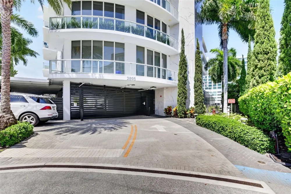 2895 NE 33rd Ct #3A Fort Lauderdale, FL 33306