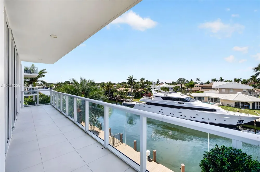 2895 NE 33rd Ct #3A Fort Lauderdale, FL 33306