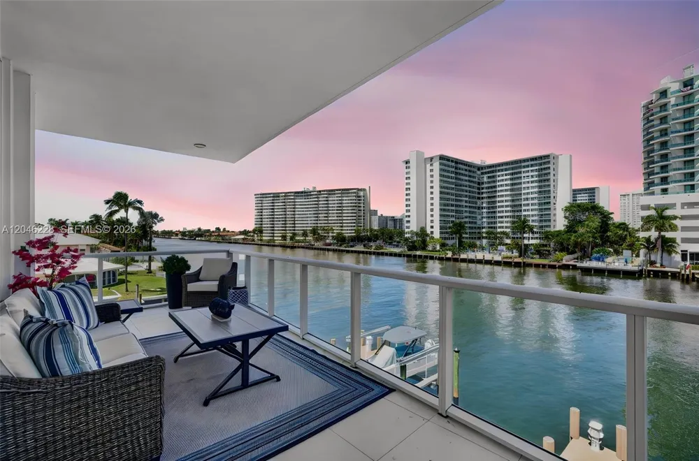 2895 NE 33rd Ct #3A Fort Lauderdale, FL 33306