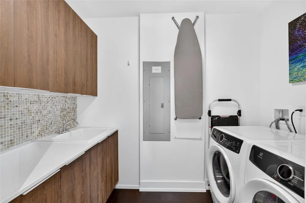 2895 NE 33rd Ct #3A Fort Lauderdale, FL 33306